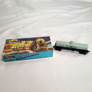 Athearn HO Scale Firestone 1579 Miniature Train Tank Toy